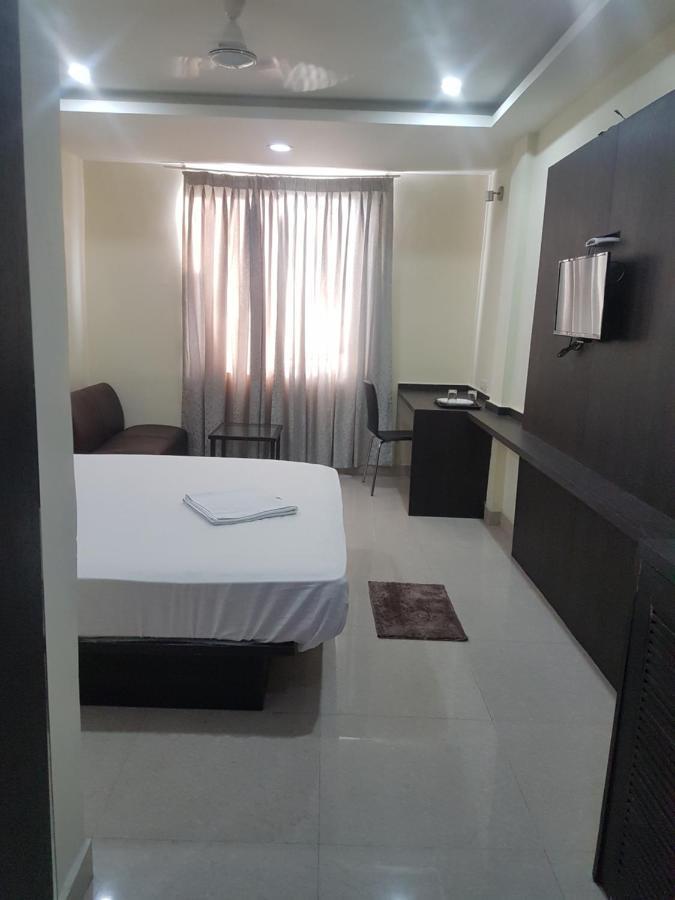 Hotel Ample Yard Chennai Exterior foto